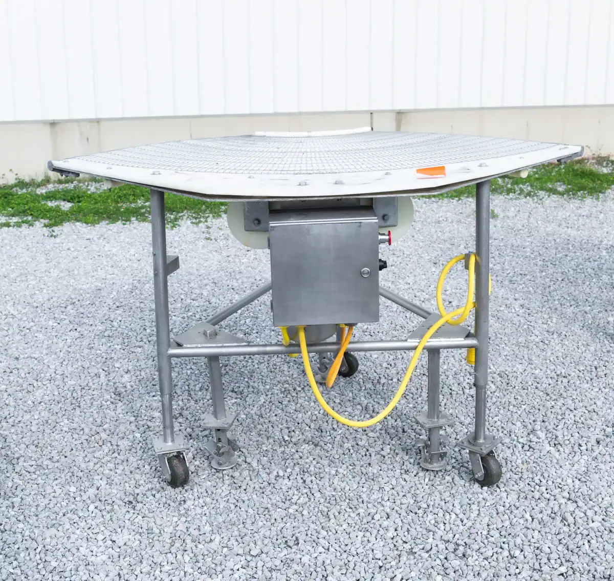 Used Turn conveyor, 90 degree, flat top, single speed